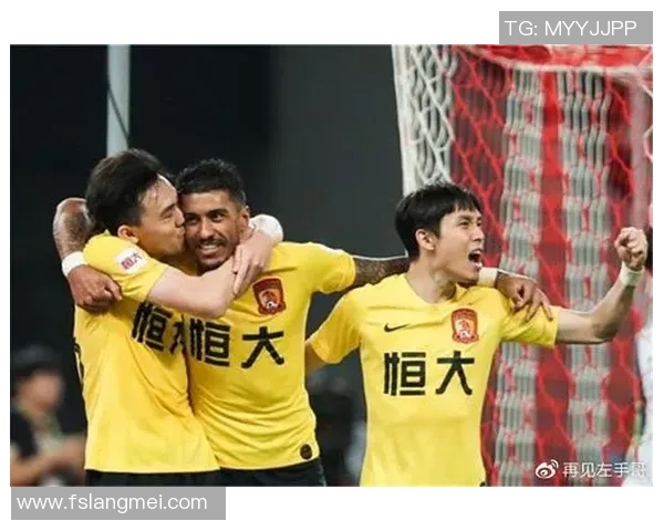 武汉羽毛球队与广州羽毛球队赛后复盘分析团队协作的成功与不足之处